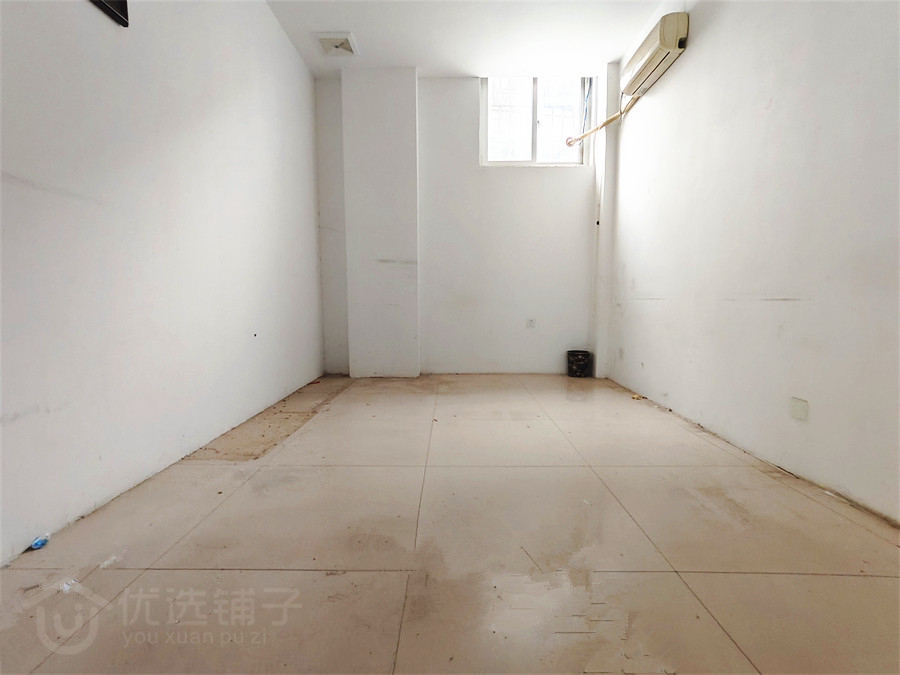 北一环路110㎡空铺出租