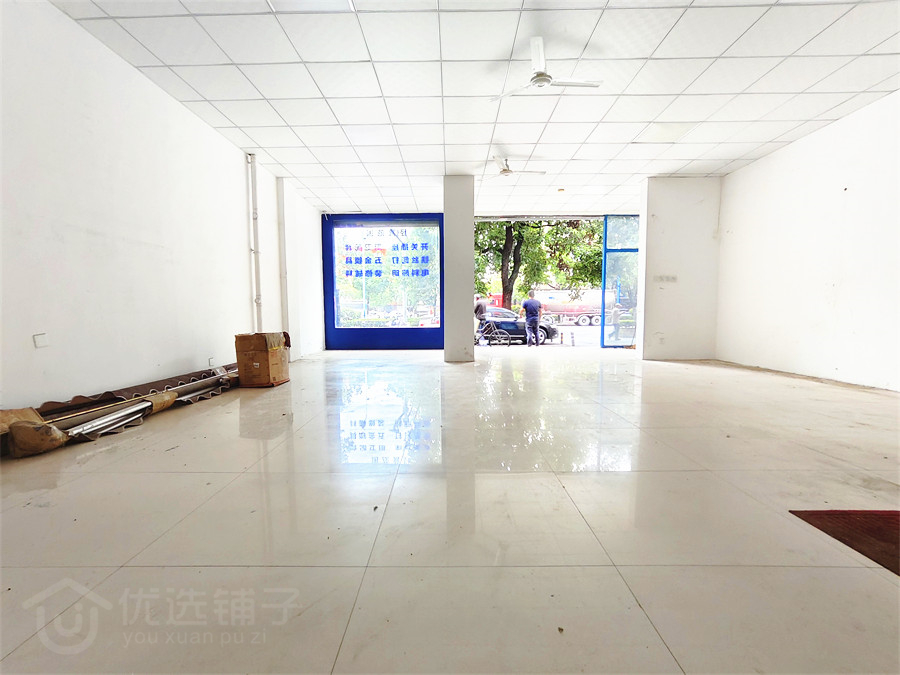 北一环路110㎡空铺出租