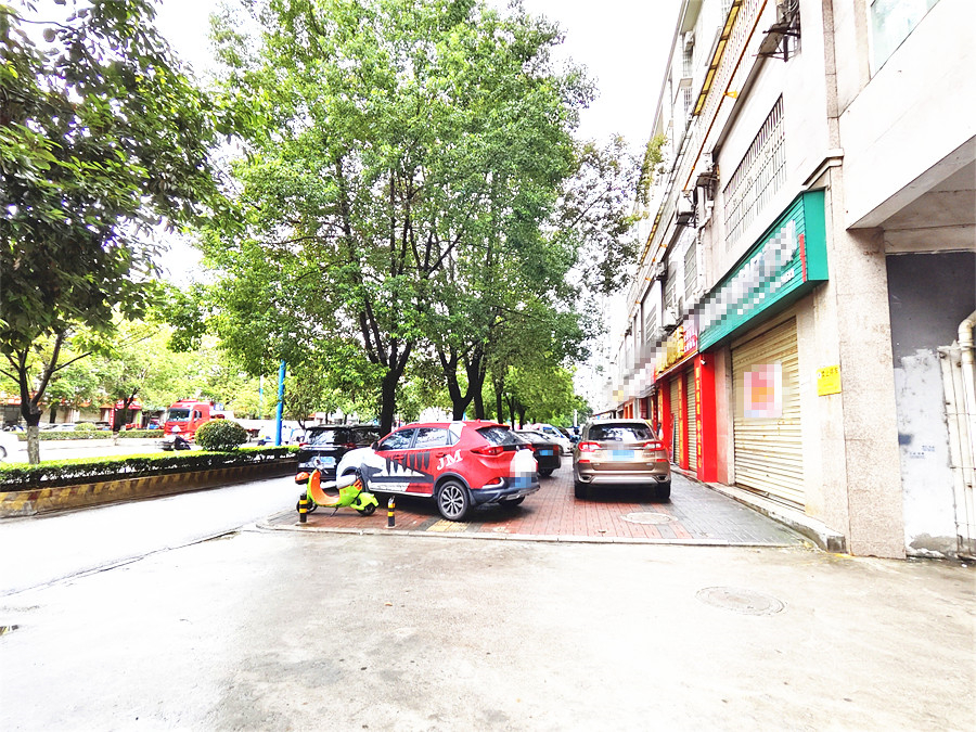 北一环路110㎡空铺出租