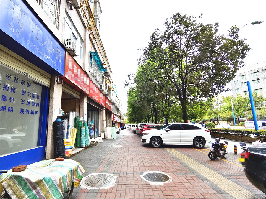 北一环路110㎡空铺出租