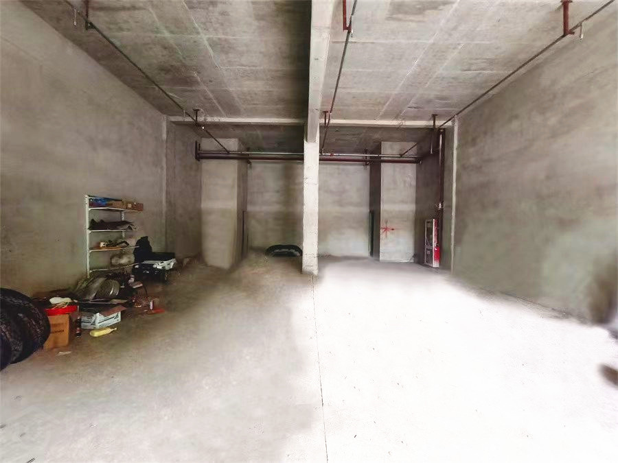 光辉社区1000㎡旺铺出租、可分租