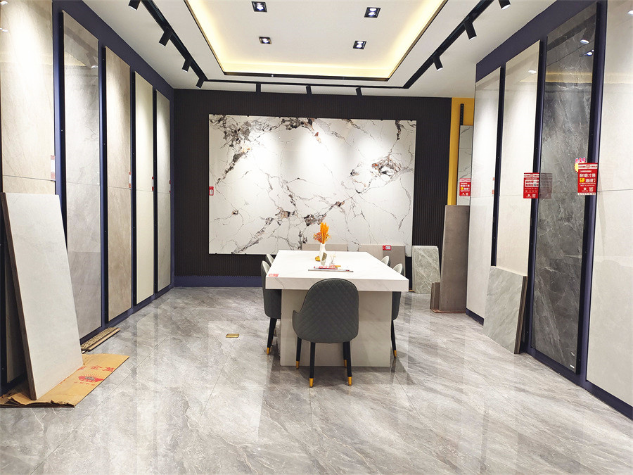 18万转让青龙建材城800㎡瓷砖店