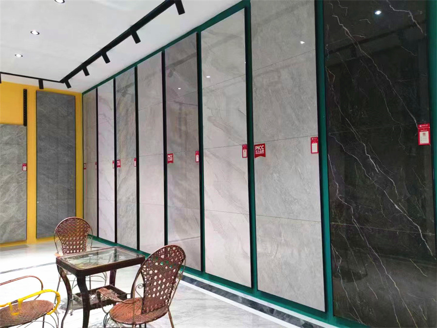 18万转让青龙建材城800㎡瓷砖店