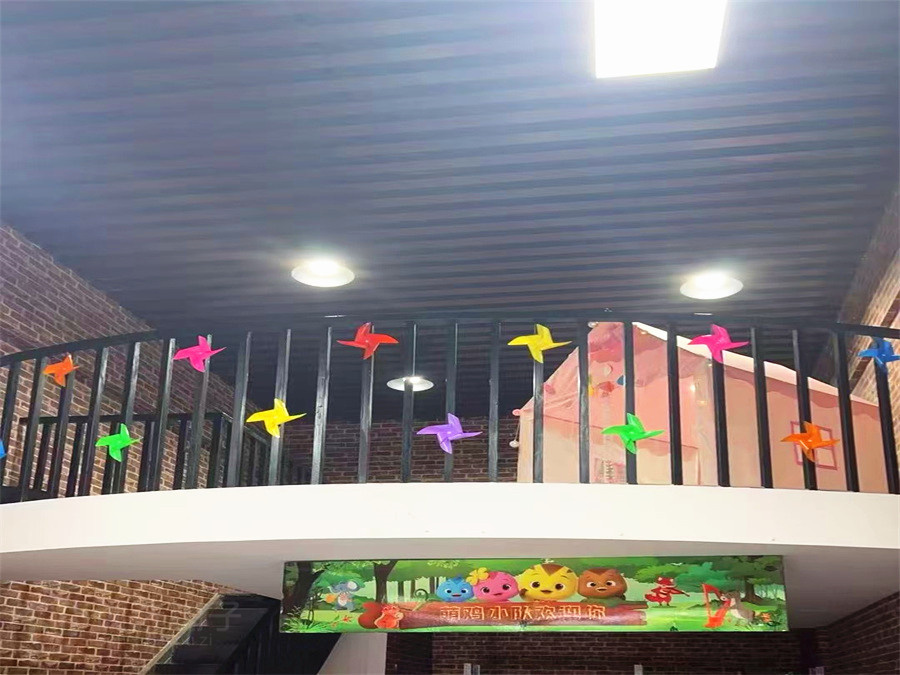 1.2万转让东辰学校对面46㎡便利店