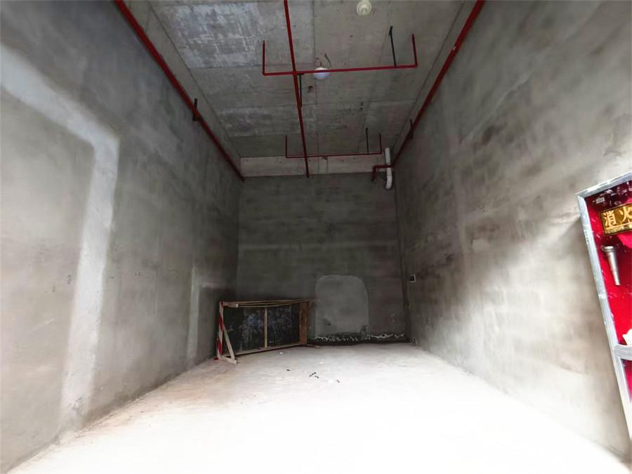 海洋城42平空铺出租