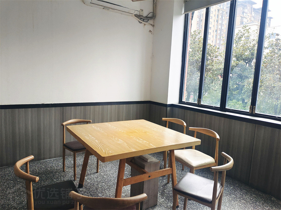 勉县330㎡精装空铺出租(二楼)