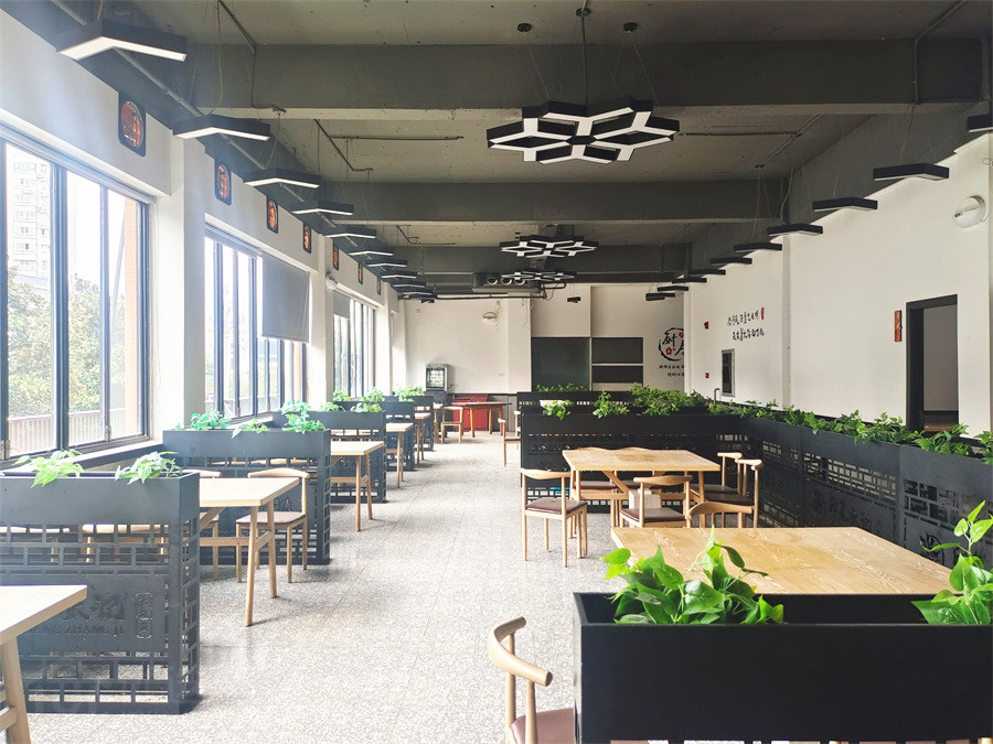 勉县330㎡精装空铺出租(二楼)