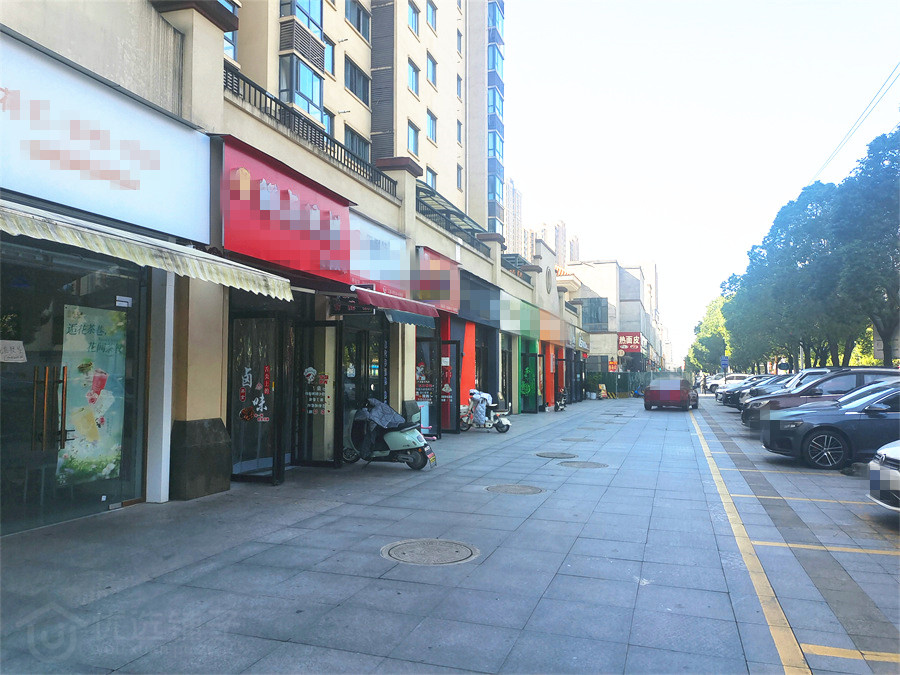 低价转让智慧城46㎡卤菜店