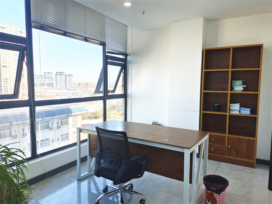 盛世国际150㎡精装写字楼出租