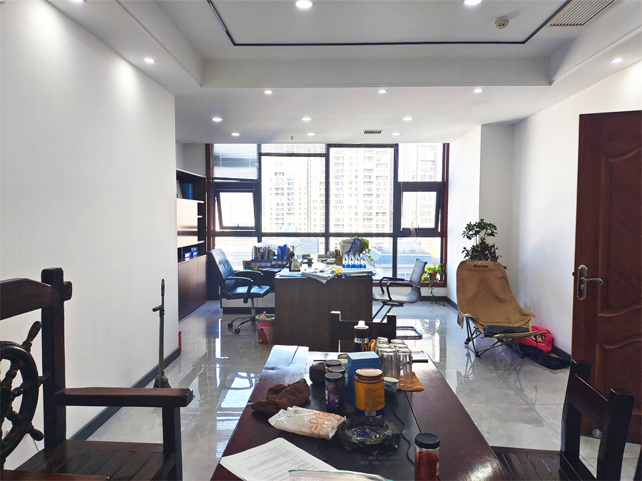 盛世国际150㎡精装写字楼出租