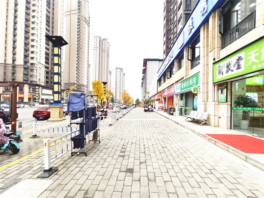 金泰滨江花城50㎡养生馆转让