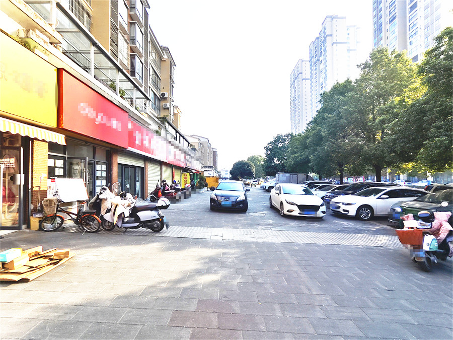 万泰康居城50㎡空铺转租