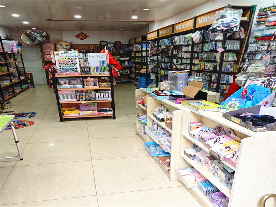 三丰阁小学对面56㎡文具店转让