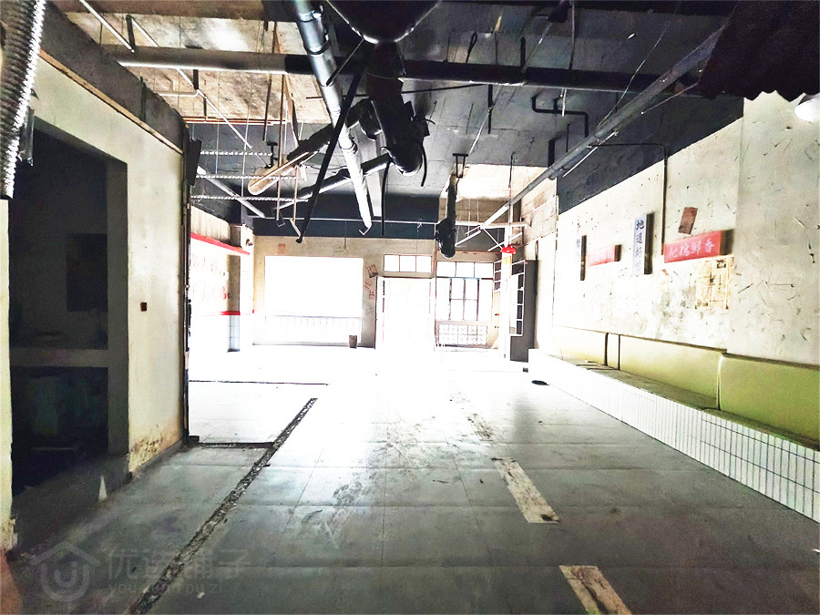 西一环路120㎡空铺出租