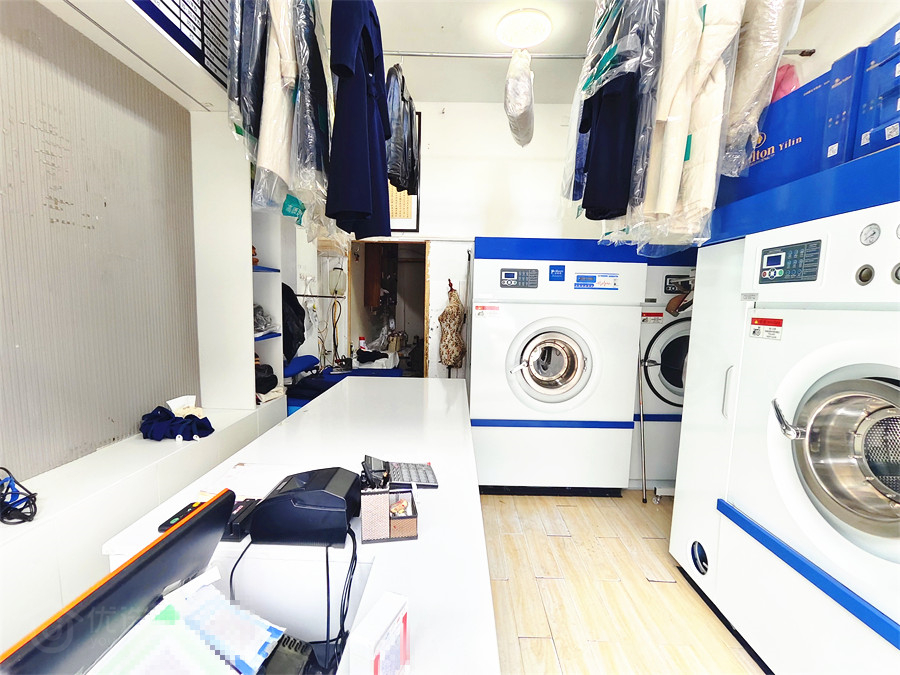 过街楼40㎡干洗店转让(可合作)