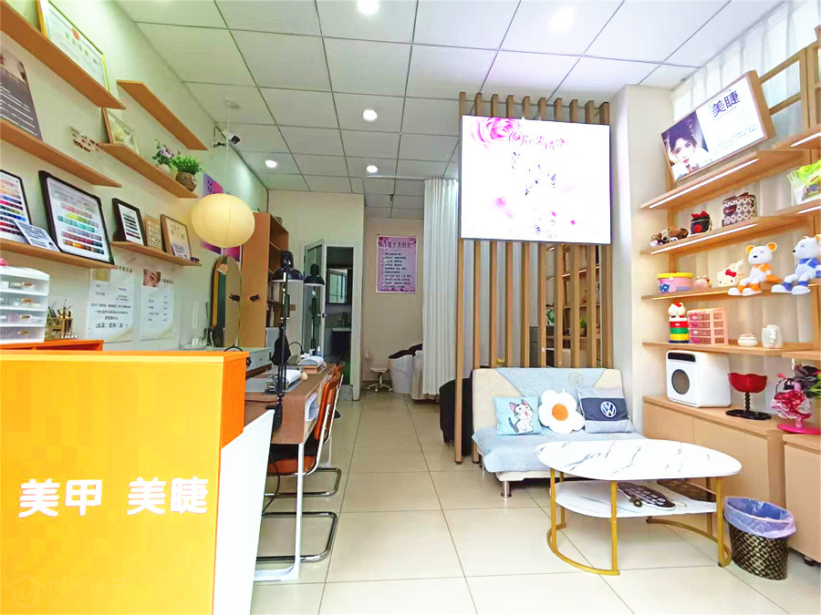 蜀汉美郡北门30㎡美甲店转让(可空转)