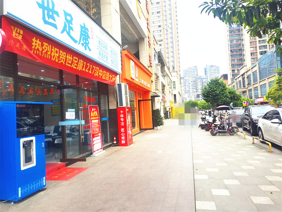 蜀汉大都会130㎡精装空铺出租(可承包)